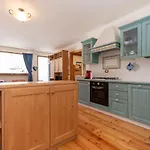 Molin Apartment *